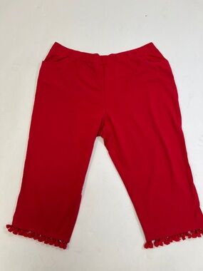 Quacker Factory Red Capri Stretchy Pants with Pockets and Pom Pom Trim Size 1X